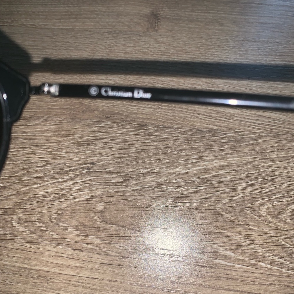 Christian Dior - Picture 3 of 6